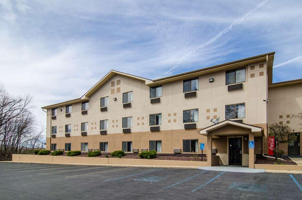 Motel 6-Montoursville, Pa - Уильямспорт Экстерьер фото