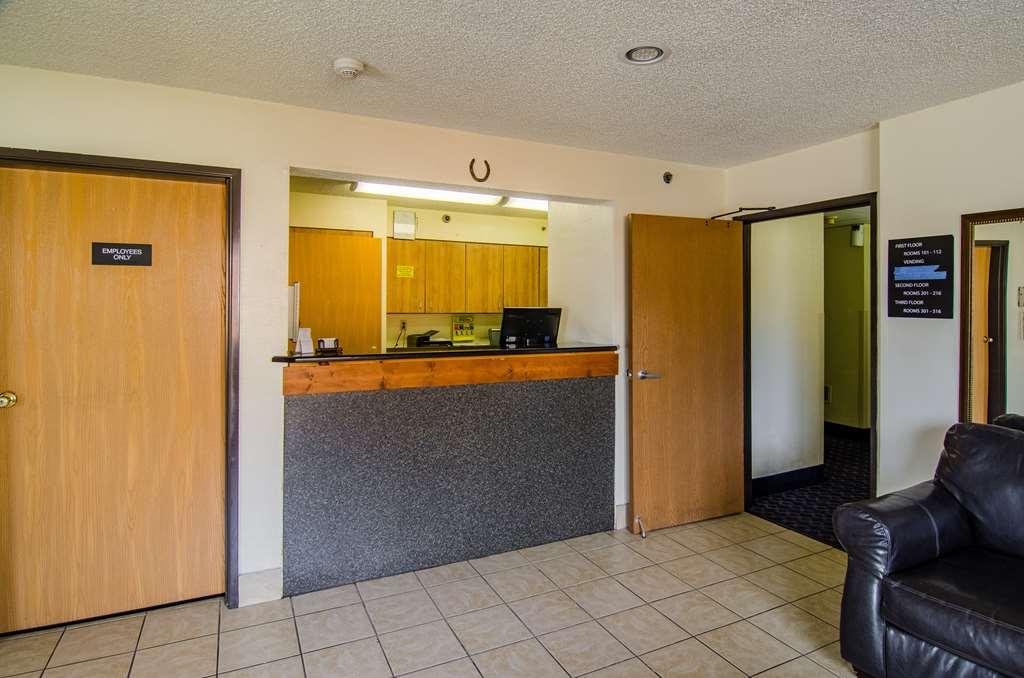 Motel 6-Montoursville, Pa - Уильямспорт Интерьер фото